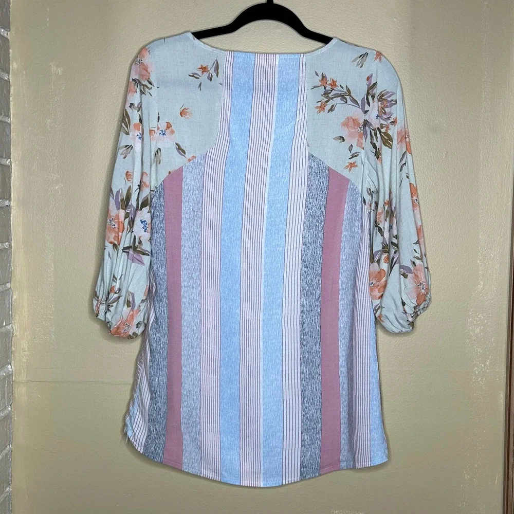Oddy‎ Blouse Womens Small Multicolor Striped Floral 3/4 Sleeves